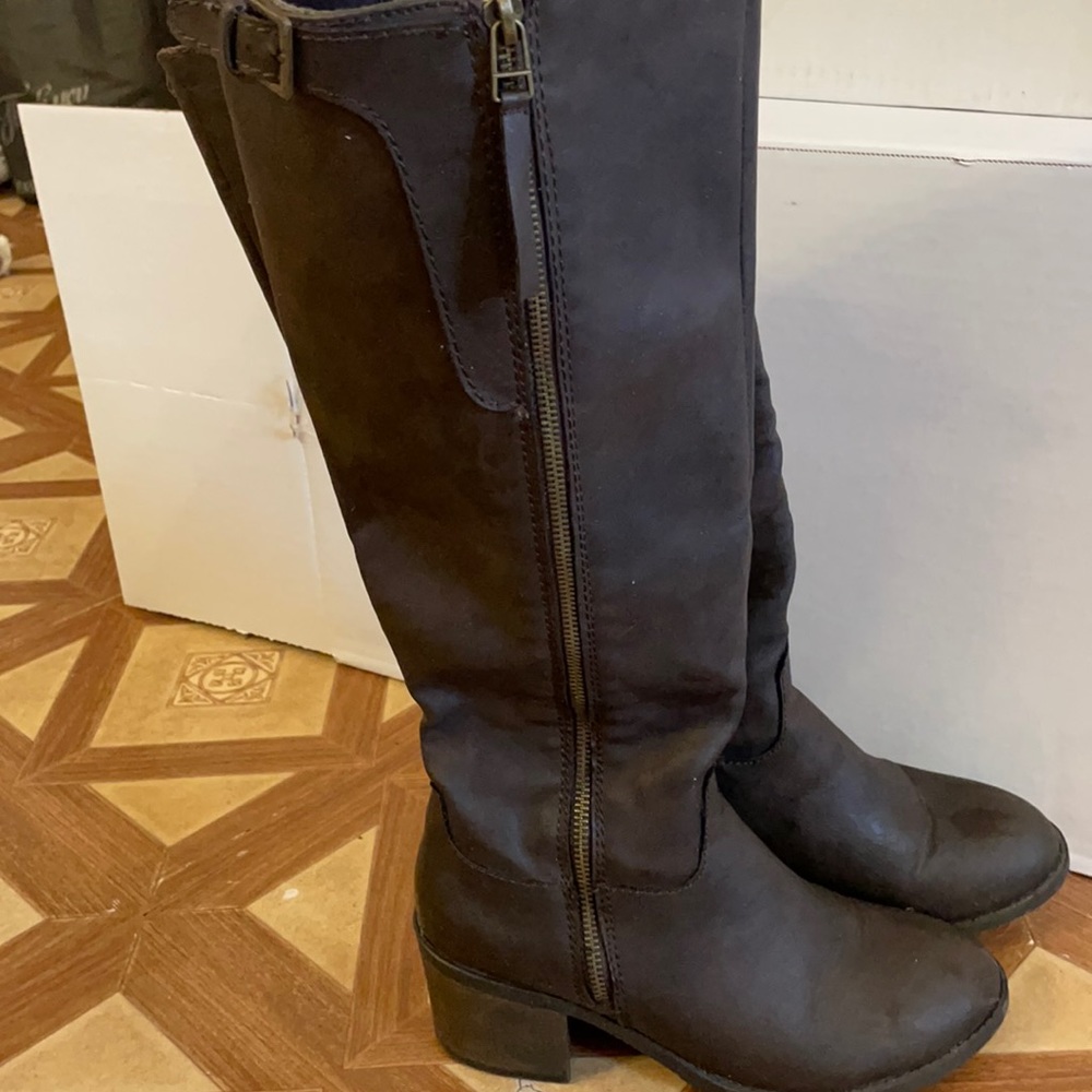 Woman Boots